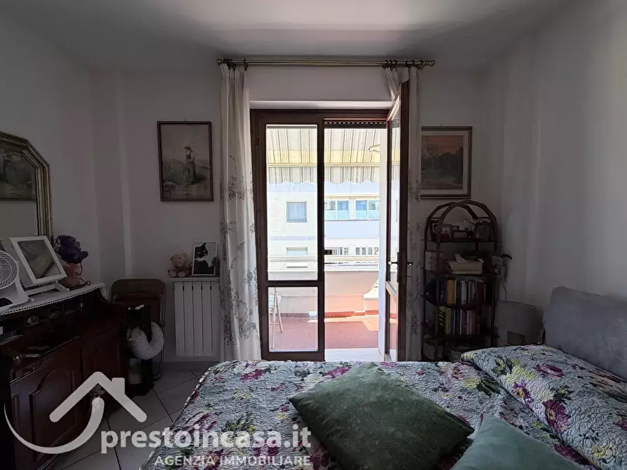 Immagine 12 di Appartamento in vendita  a Viareggio