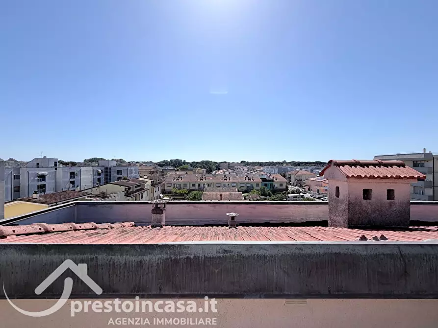 Immagine 24 di Appartamento in vendita  a Viareggio