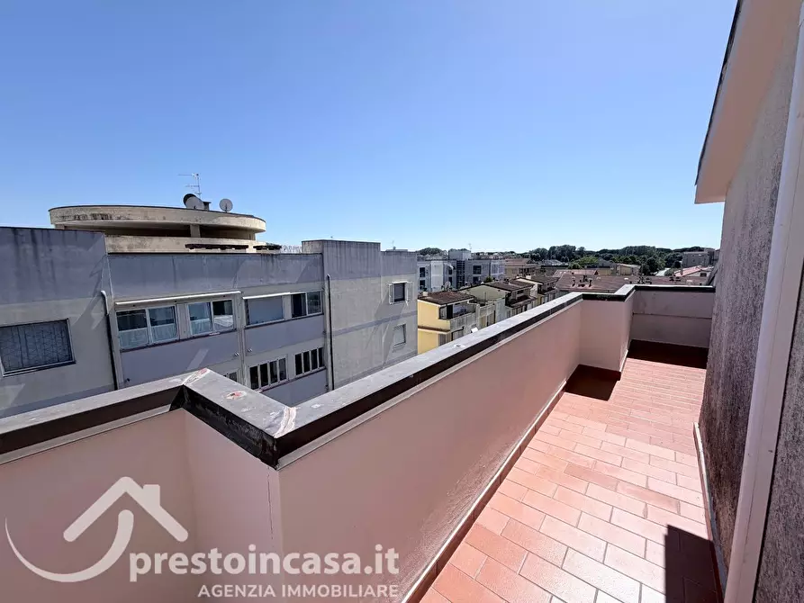 Immagine 30 di Appartamento in vendita  a Viareggio