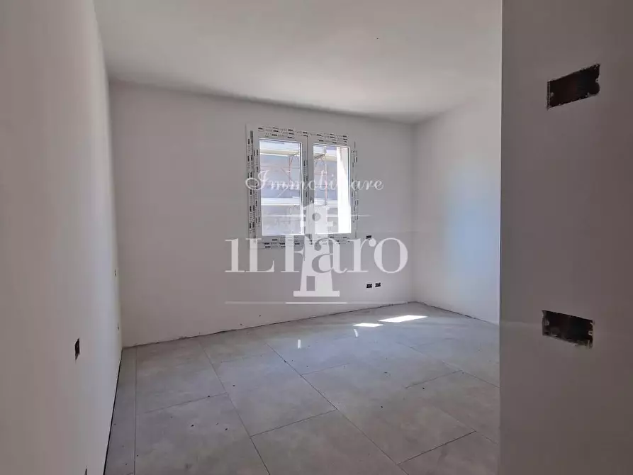 Immagine 15 di Appartamento in vendita  a Campi Bisenzio