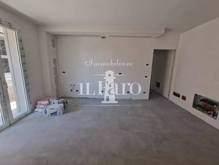 Immagine 3 di Appartamento in vendita  a Campi Bisenzio