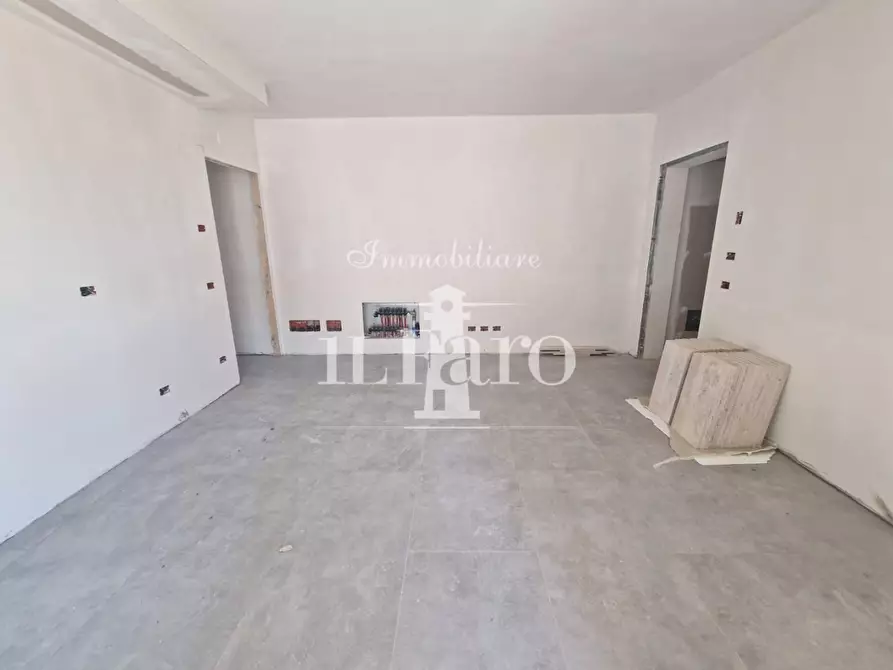 Immagine 4 di Appartamento in vendita  a Campi Bisenzio