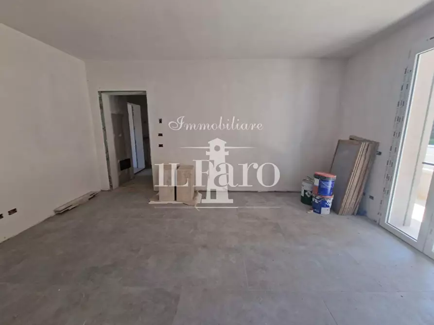 Immagine 5 di Appartamento in vendita  a Campi Bisenzio