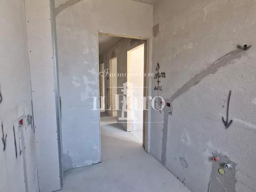 Immagine 22 di Appartamento in vendita  a Campi Bisenzio