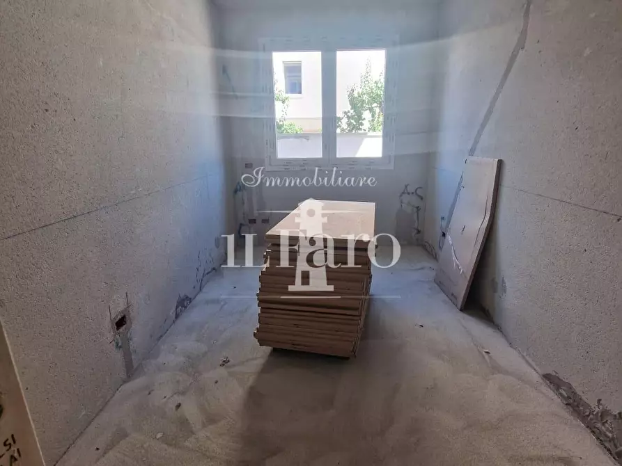 Immagine 19 di Appartamento in vendita  a Campi Bisenzio