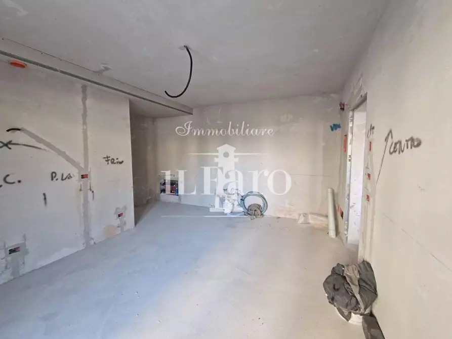 Immagine 9 di Appartamento in vendita  a Campi Bisenzio