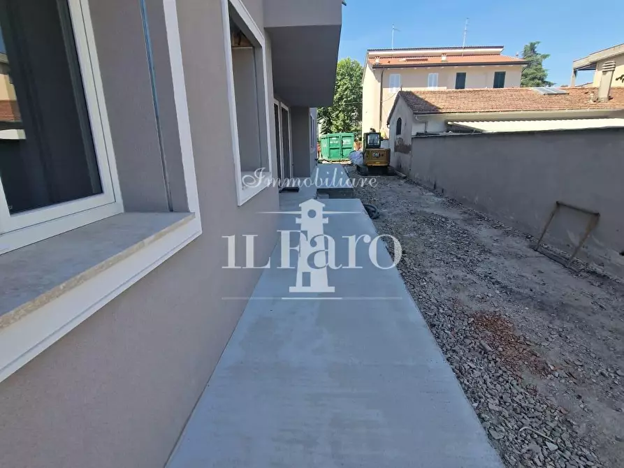 Immagine 3 di Appartamento in vendita  a Campi Bisenzio