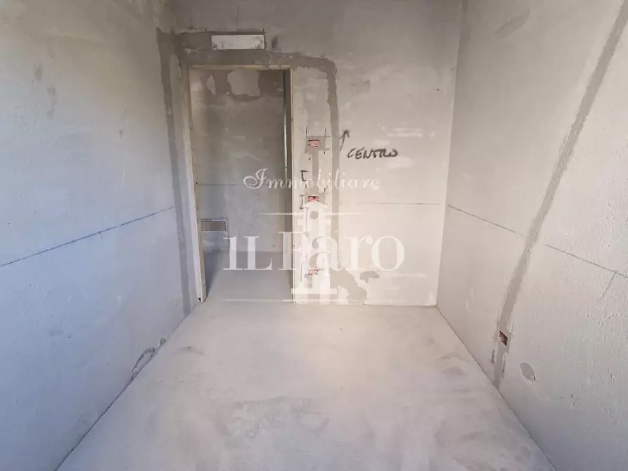 Immagine 24 di Appartamento in vendita  a Campi Bisenzio