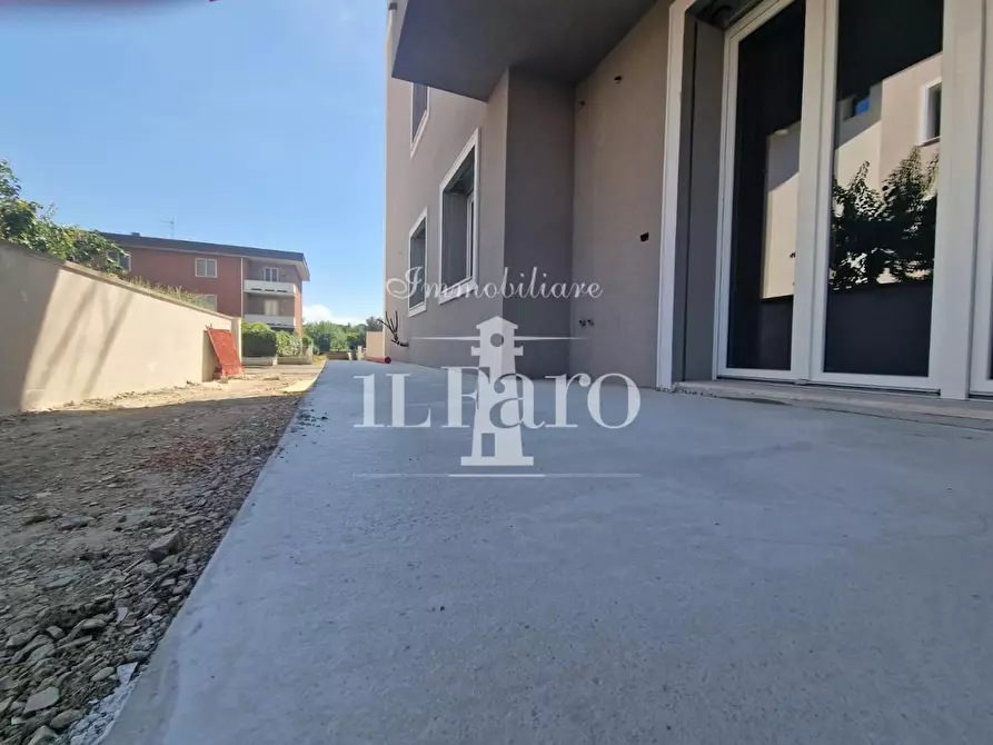 Immagine 2 di Appartamento in vendita  a Campi Bisenzio