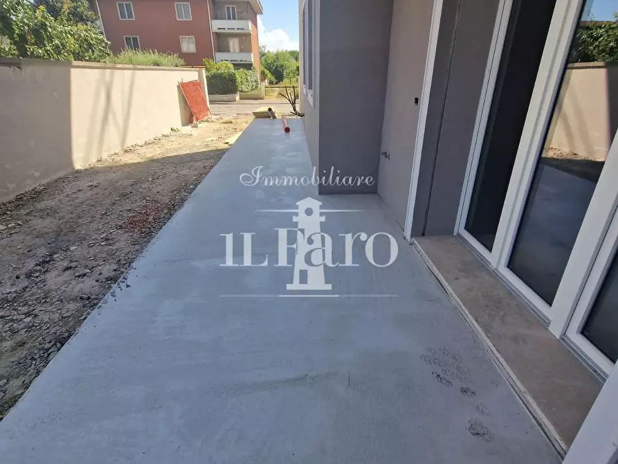 Immagine 1 di Appartamento in vendita  a Campi Bisenzio