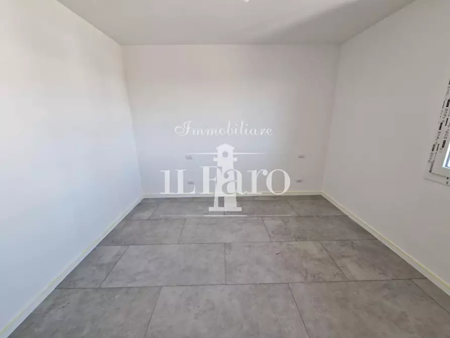 Immagine 15 di Appartamento in vendita  a Campi Bisenzio