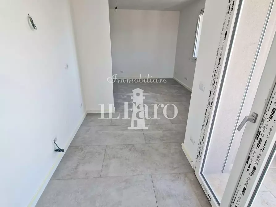Immagine 5 di Appartamento in vendita  a Campi Bisenzio