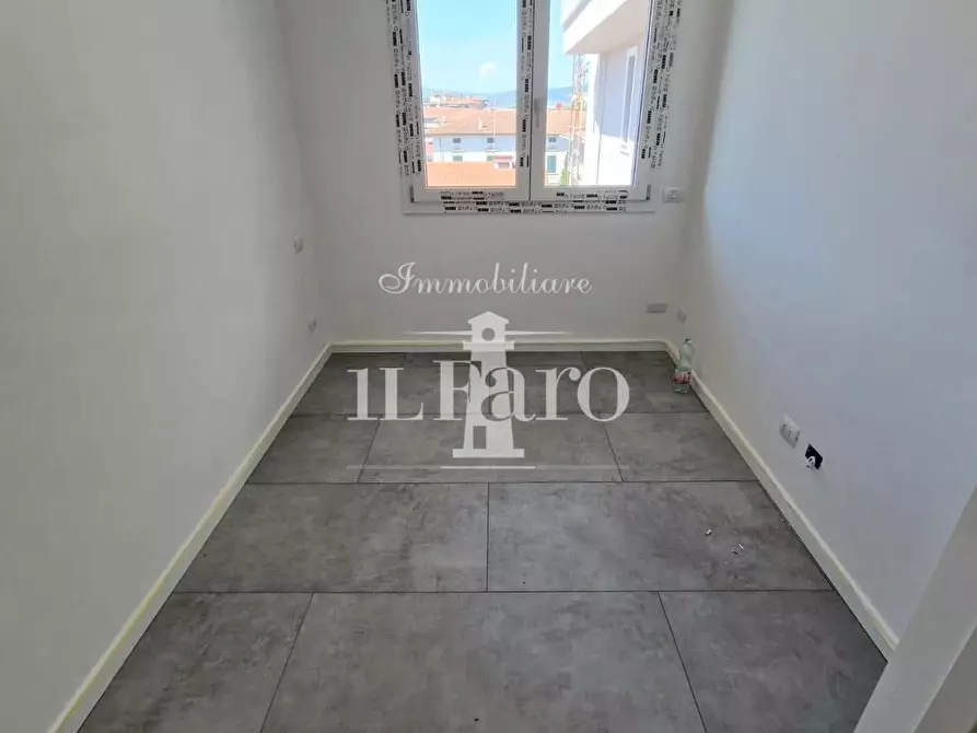 Immagine 18 di Appartamento in vendita  a Campi Bisenzio