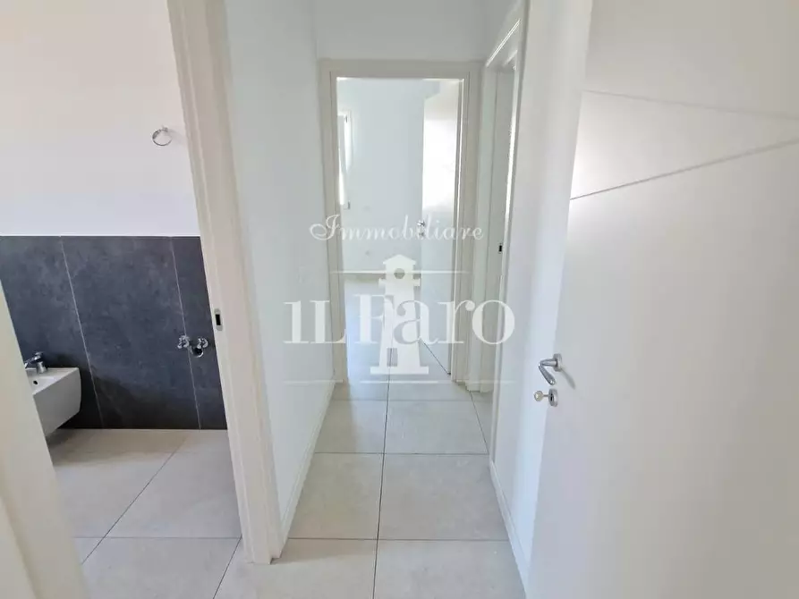 Immagine 16 di Appartamento in vendita  a Campi Bisenzio