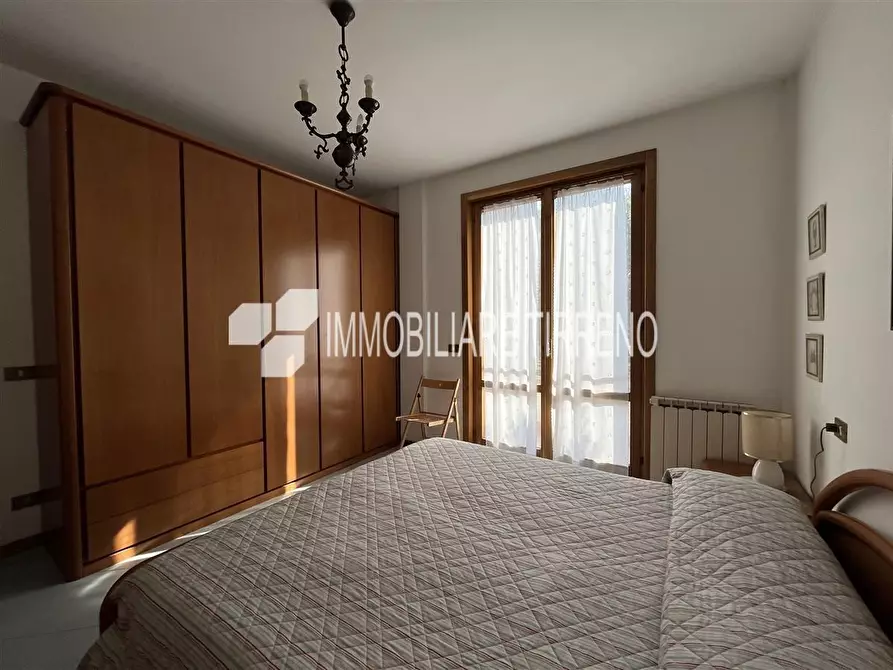 Immagine 13 di Appartamento in vendita  a Massa