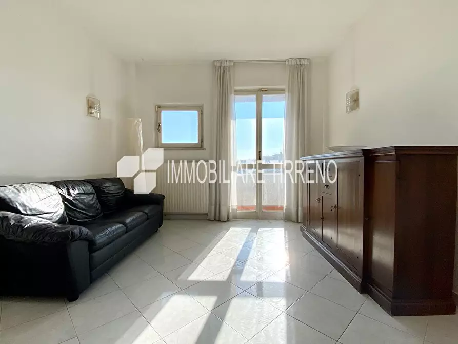 Immagine 4 di Appartamento in vendita  a Massa