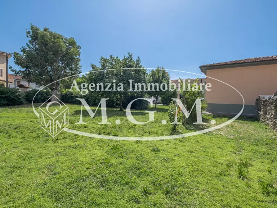 Immagine 13 di Villa in vendita  a Buti