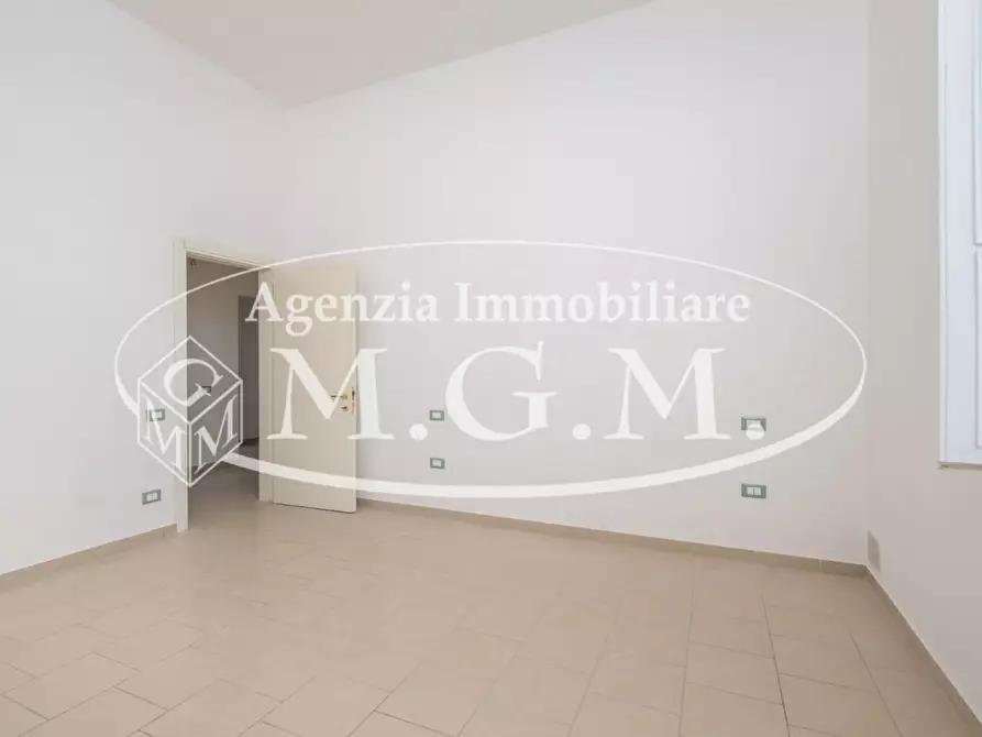 Immagine 27 di Villa in vendita  a Buti