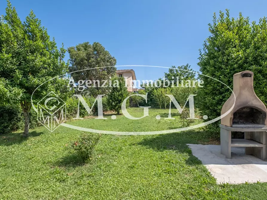 Immagine 11 di Villa in vendita  a Buti