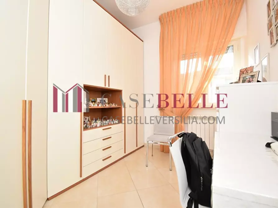 Immagine 5 di Appartamento in vendita  a Camaiore