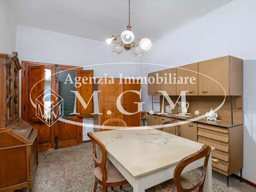 Immagine 16 di Casa indipendente in vendita  a Buti