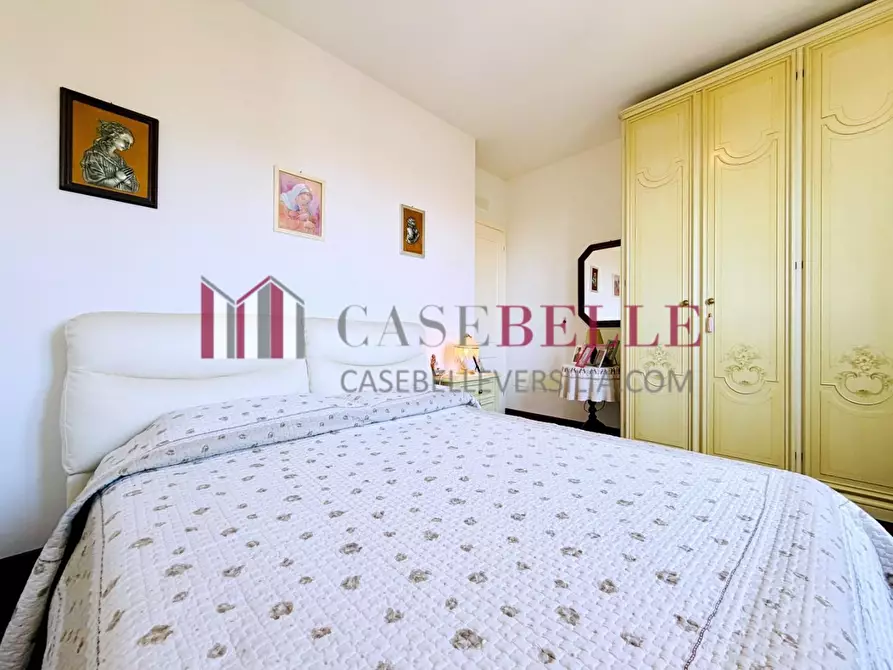 Immagine 36 di Villetta a schiera in vendita  a Camaiore