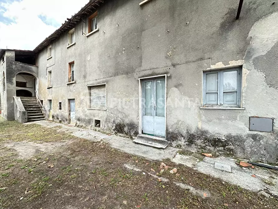 Immagine 6 di Porzione di casa in vendita  a Seravezza