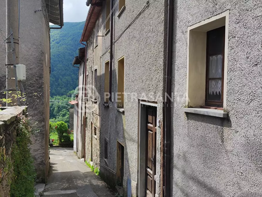 Immagine 54 di Terratetto in vendita  a Pietrasanta