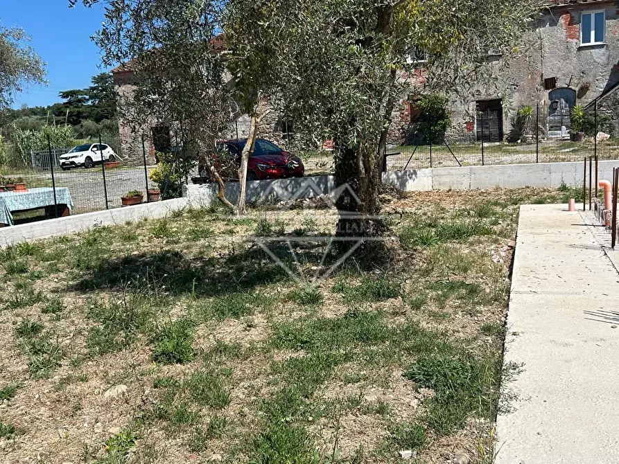 Immagine 3 di Villa in vendita  a Fosdinovo