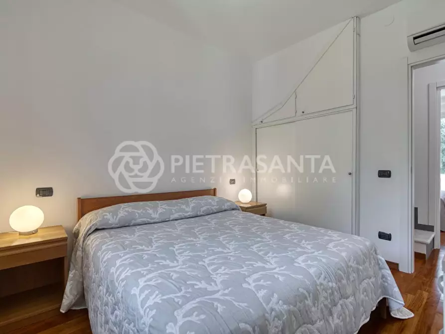 Immagine 73 di Villa in affitto  a Forte Dei Marmi