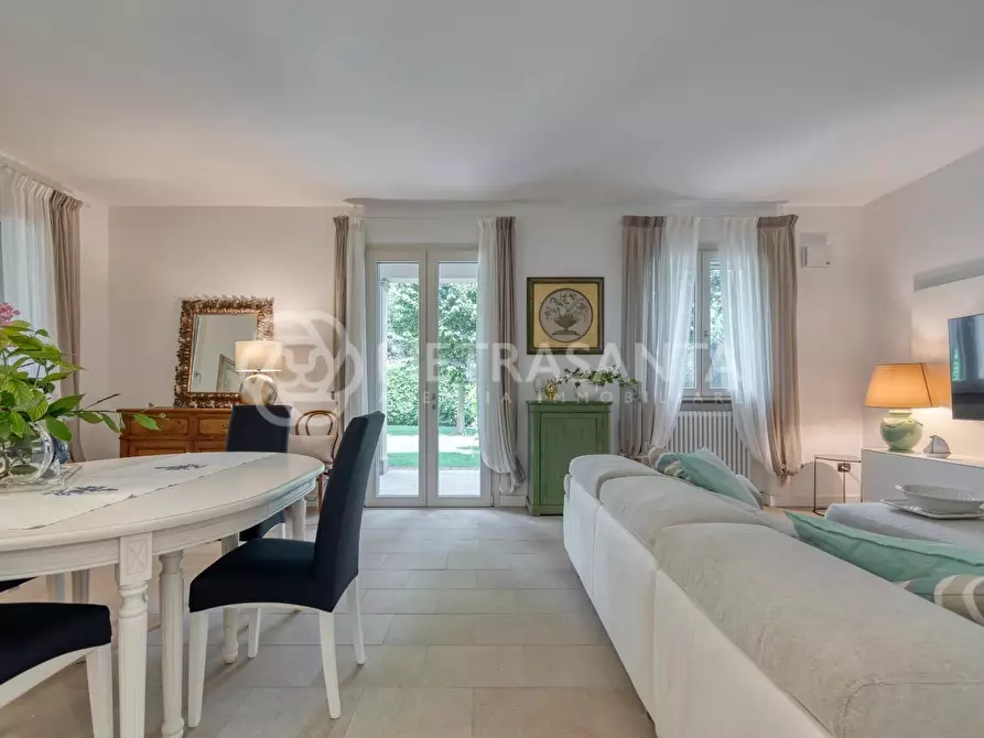 Immagine 20 di Villa in affitto  a Forte Dei Marmi