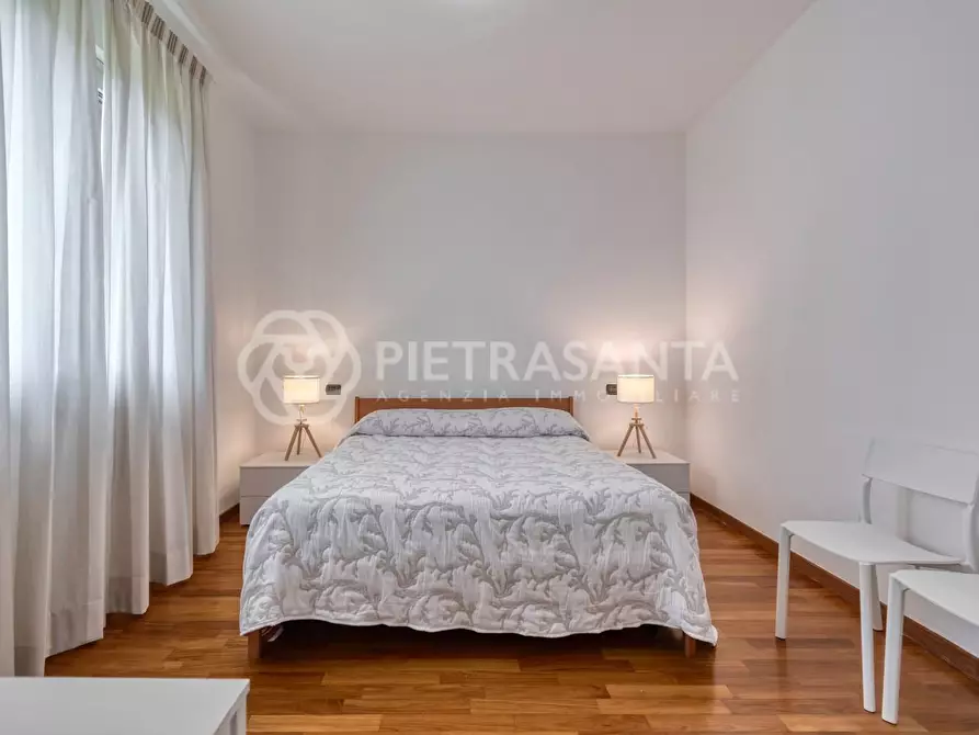Immagine 55 di Villa in affitto  a Forte Dei Marmi