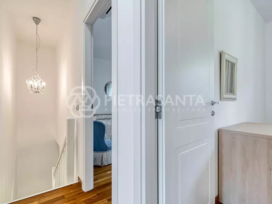 Immagine 78 di Villa in affitto  a Forte Dei Marmi