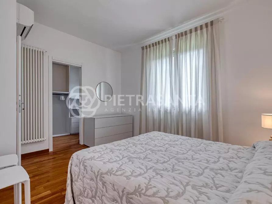 Immagine 56 di Villa in affitto  a Forte Dei Marmi