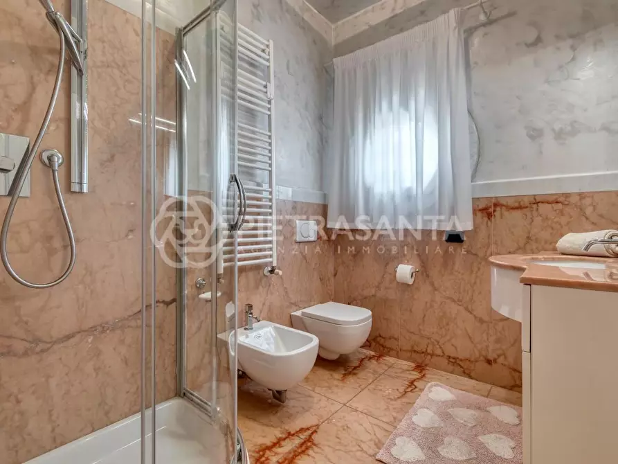 Immagine 64 di Villa in affitto  a Forte Dei Marmi