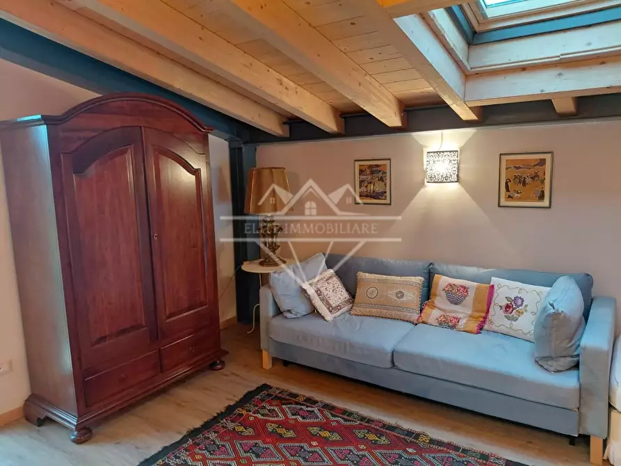 Immagine 9 di Casa semindipendente in affitto  a Fosdinovo