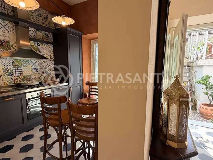 Immagine 22 di Appartamento in vendita  a Pietrasanta