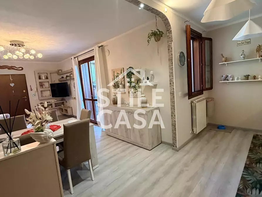 Immagine 10 di Appartamento in vendita  a Altopascio