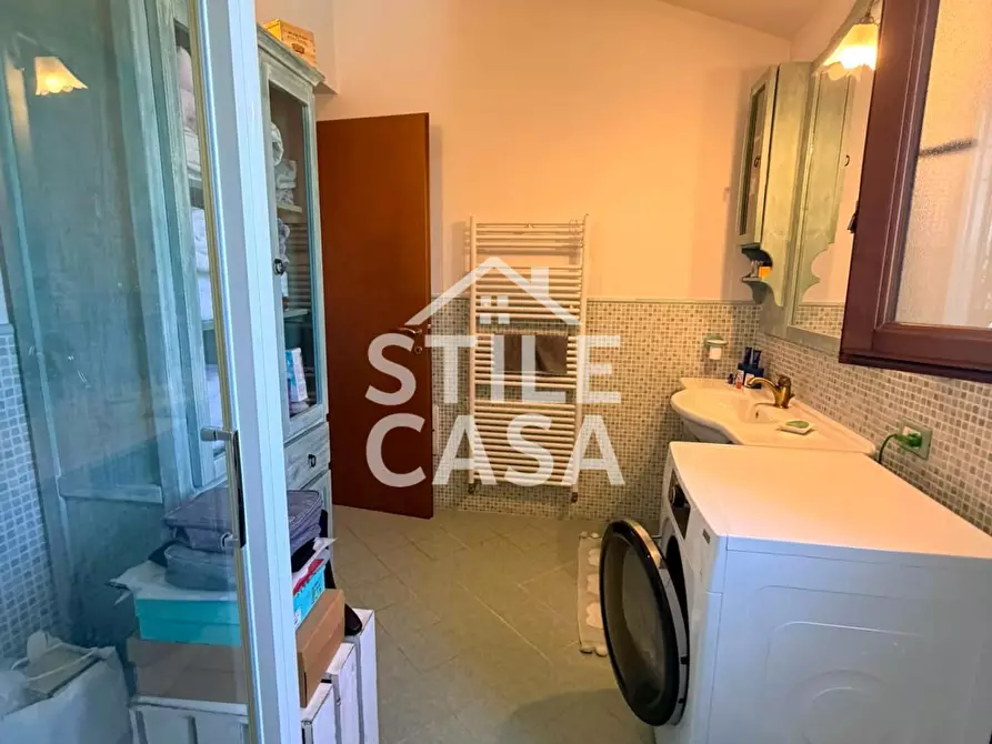 Immagine 8 di Casa bifamiliare in vendita  a Altopascio