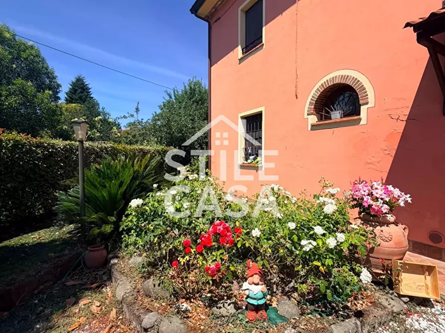 Immagine 29 di Casa bifamiliare in vendita  a Altopascio