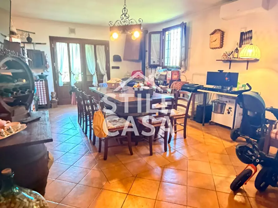 Immagine 13 di Casa bifamiliare in vendita  a Altopascio