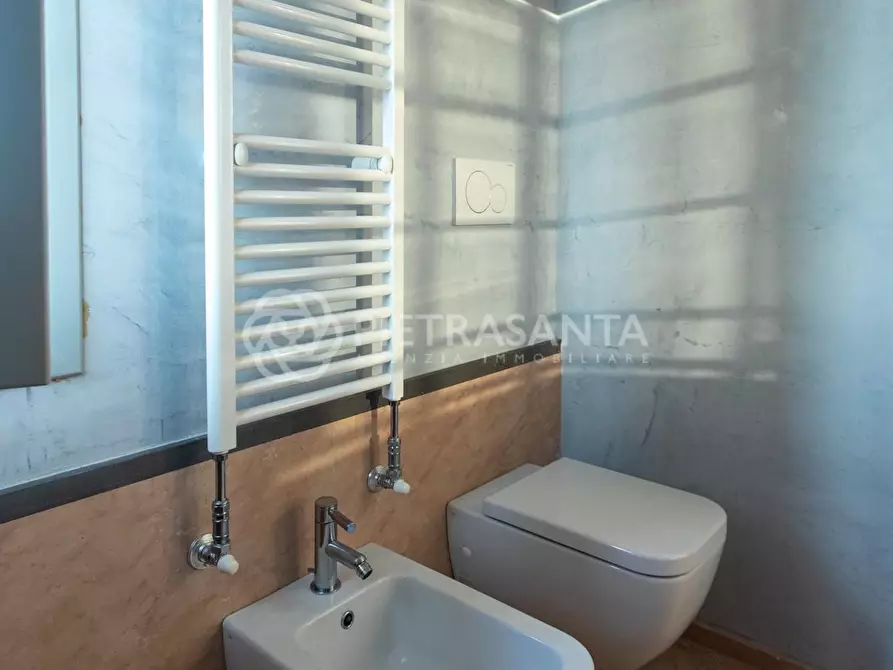 Immagine 34 di Villa in vendita  a Pietrasanta