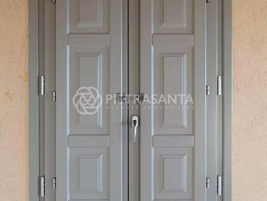 Immagine 31 di Villa in vendita  a Pietrasanta
