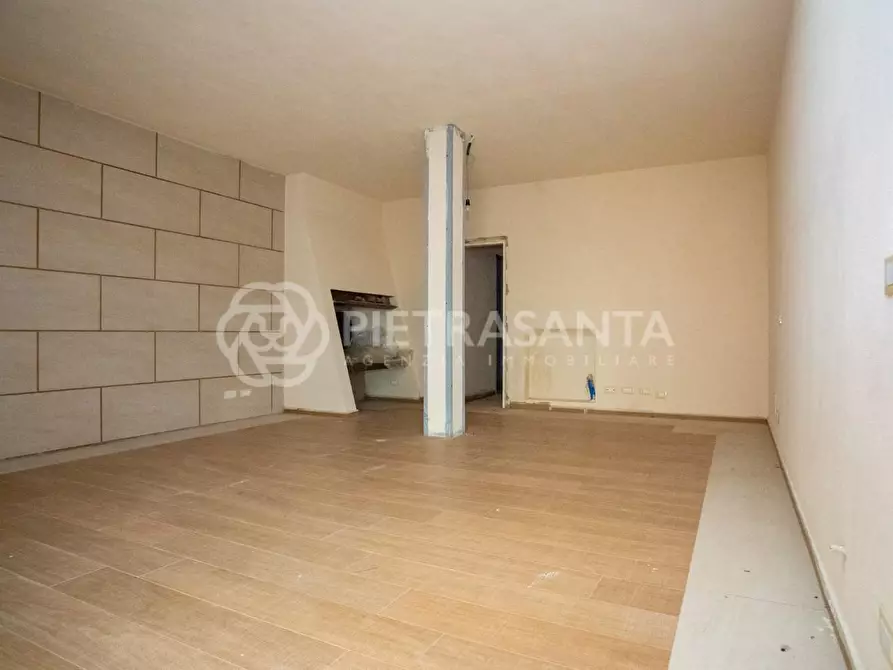 Immagine 27 di Villa in vendita  a Pietrasanta