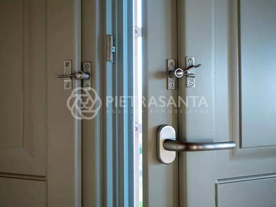 Immagine 30 di Villa in vendita  a Pietrasanta