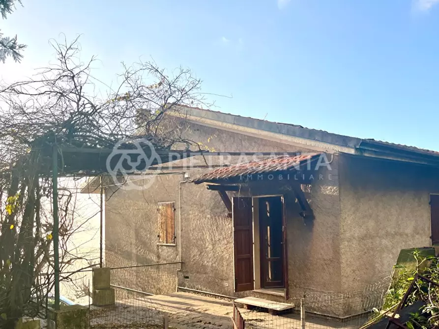 Immagine 6 di Rustico / casale in vendita  a Pietrasanta