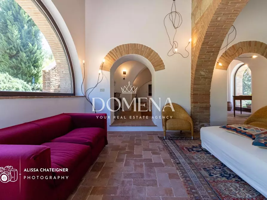Immagine 14 di Casa colonica in vendita  a Montepulciano