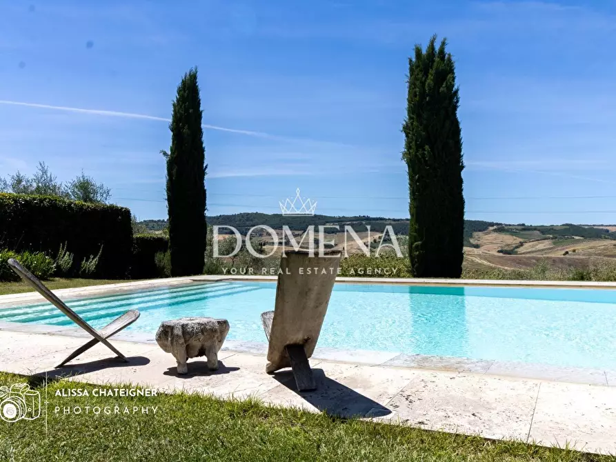 Immagine 11 di Casa colonica in vendita  a Montepulciano