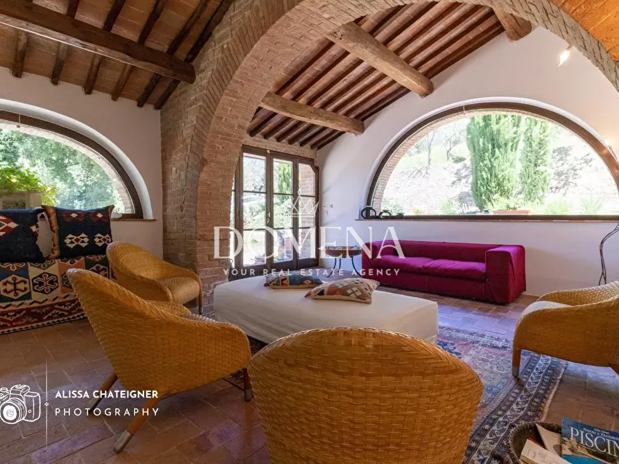 Immagine 16 di Casa colonica in vendita  a Montepulciano