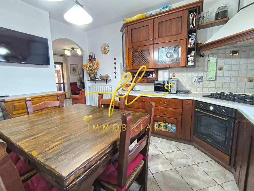 Immagine 15 di Appartamento in vendita  a Castagneto Carducci